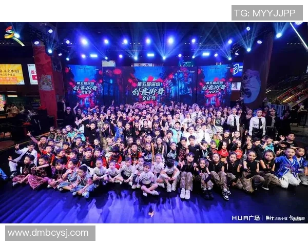 深圳街舞队的控制力解析与街舞文化的深度融合探讨 深圳街舞队的控制力解析与街舞文化的深度融合探讨