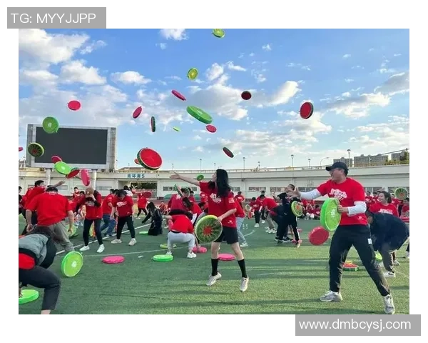 飞盘运动的魅力与团结精神武汉飞盘队的协作之道探秘 飞盘运动的魅力与团结精神武汉飞盘队的协作之道探秘